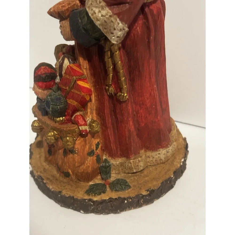 Vintage Christmas Faux Wood‎ Carved Old World Woodland Santa Claus Figurine